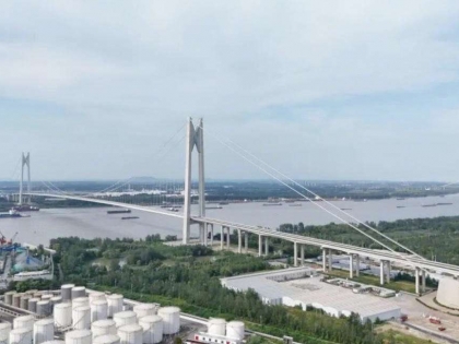 新生圩长江大桥今天通车啦
