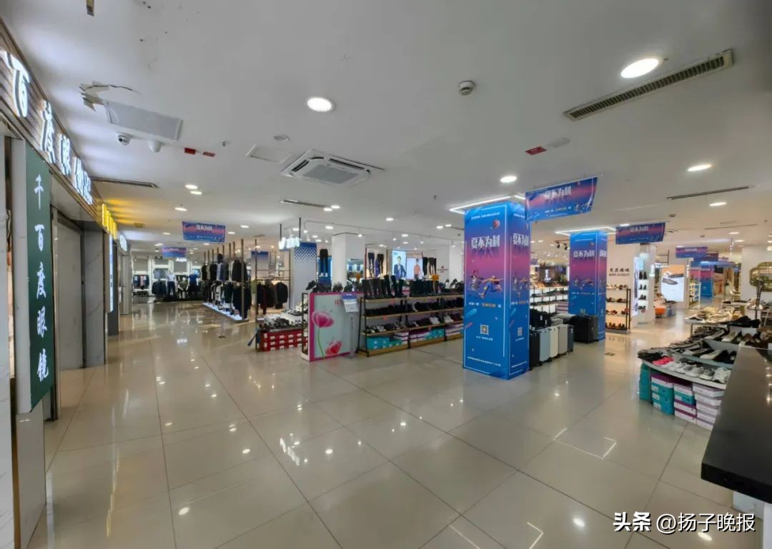 eed1feb3efe4468b8f139c836fa53d51~tplv-tt-origin-web:gif.jpeg.jpg