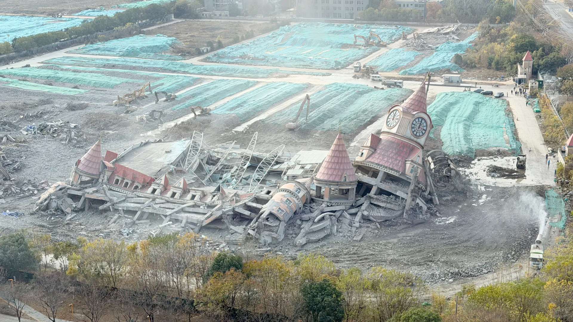 江宁的克莉丝汀城堡，这次真的拆了!